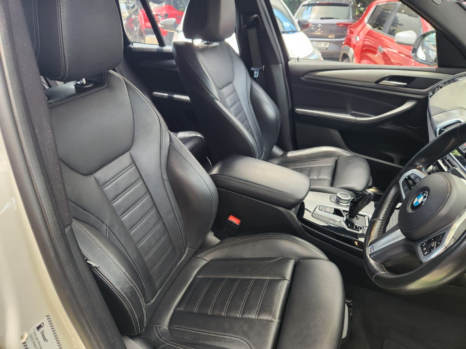 2020 BMW X3 xDrive20d - view 13