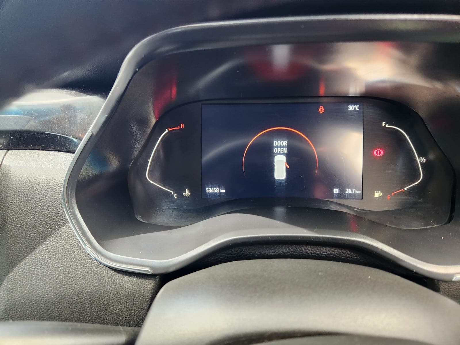 2022 Renault Kiger 1.0T Intens - view 9