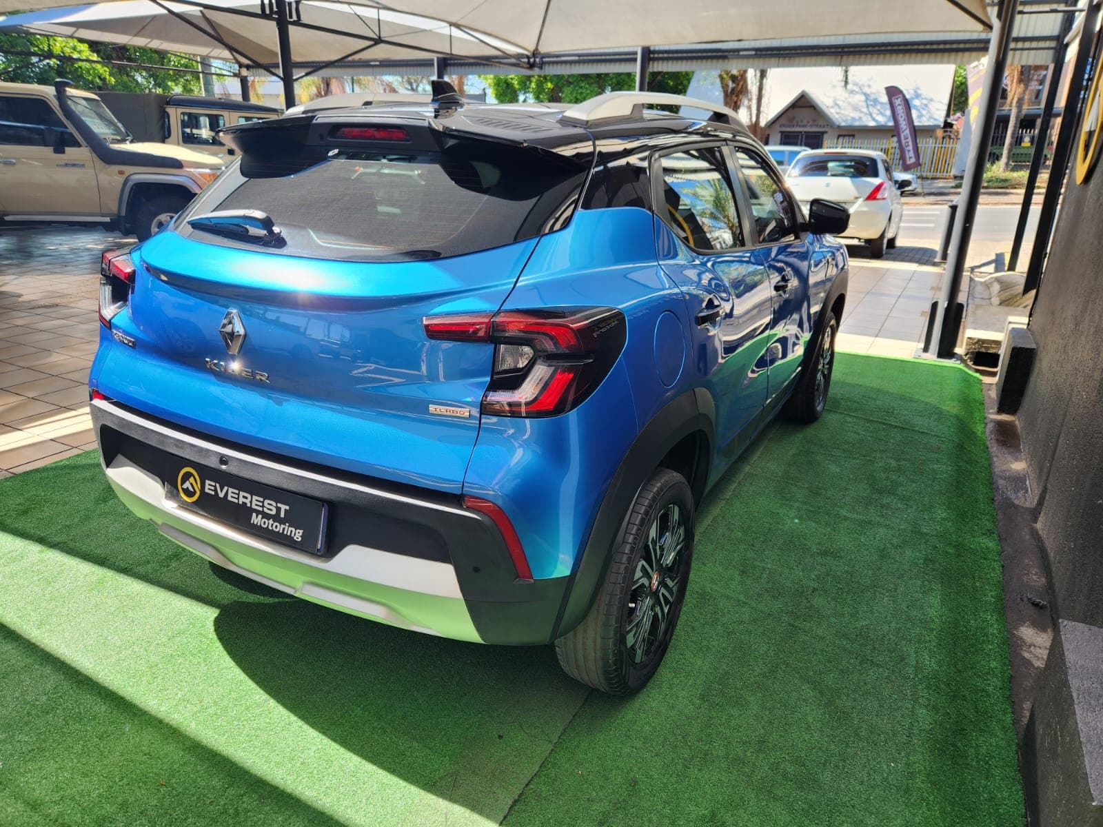 2022 Renault Kiger 1.0T Intens - view 10