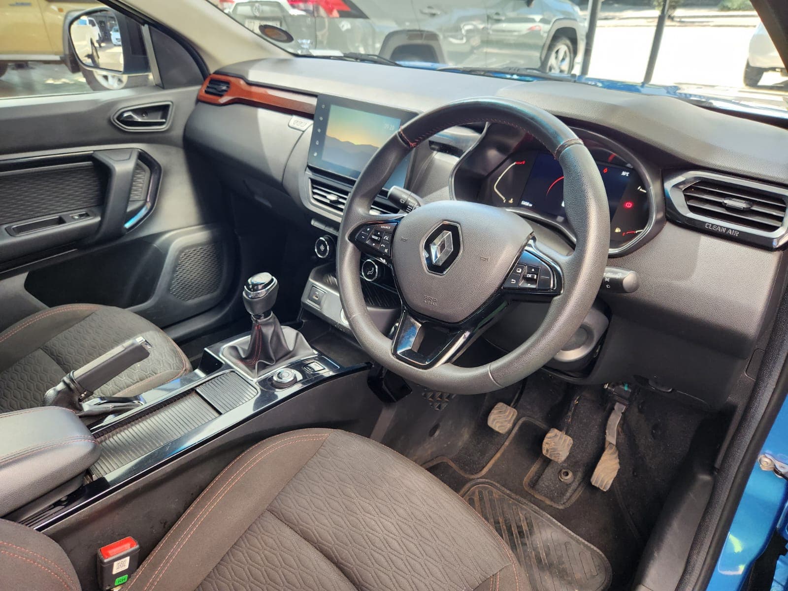 2022 Renault Kiger 1.0T Intens - view 11