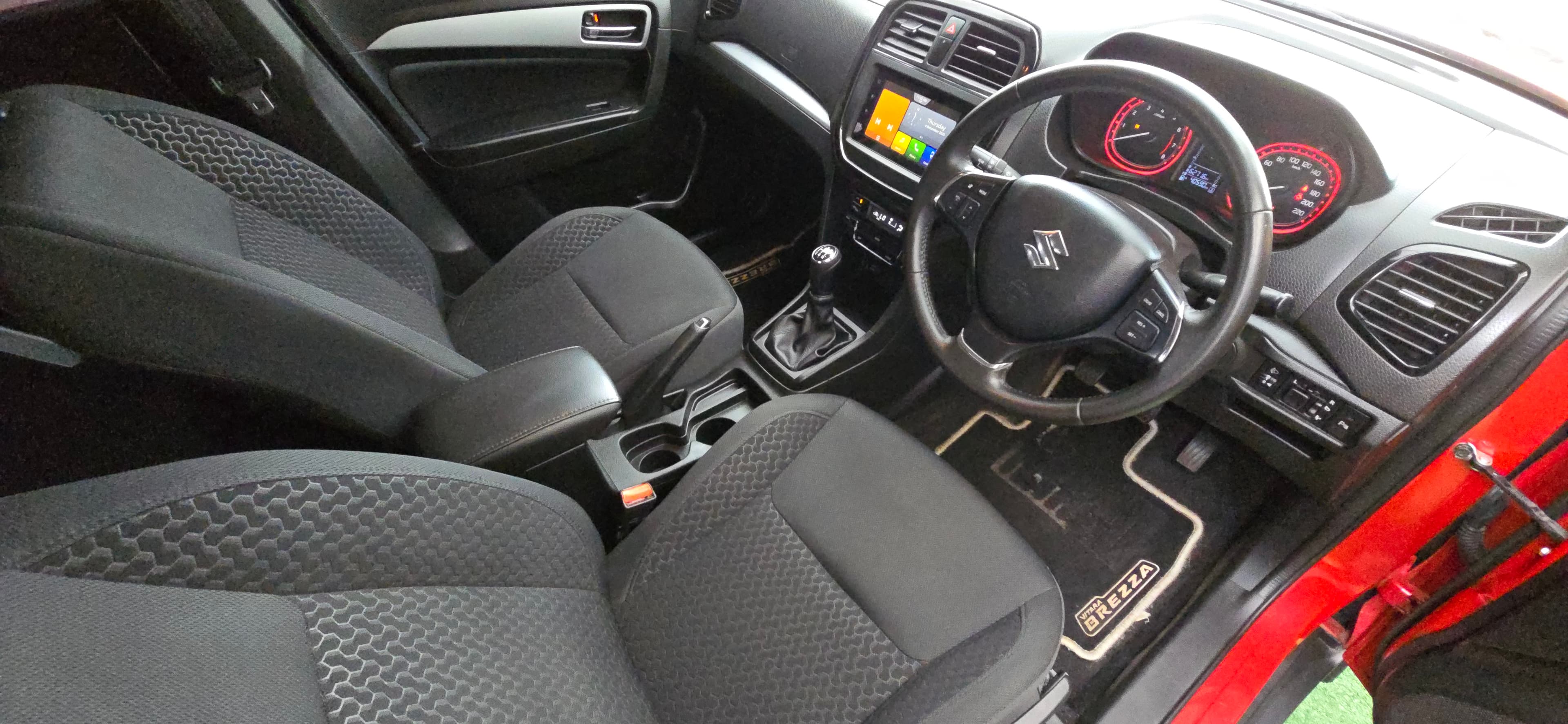 2022 Suzuki Vitara Brezza 1.5 GLX - view 3