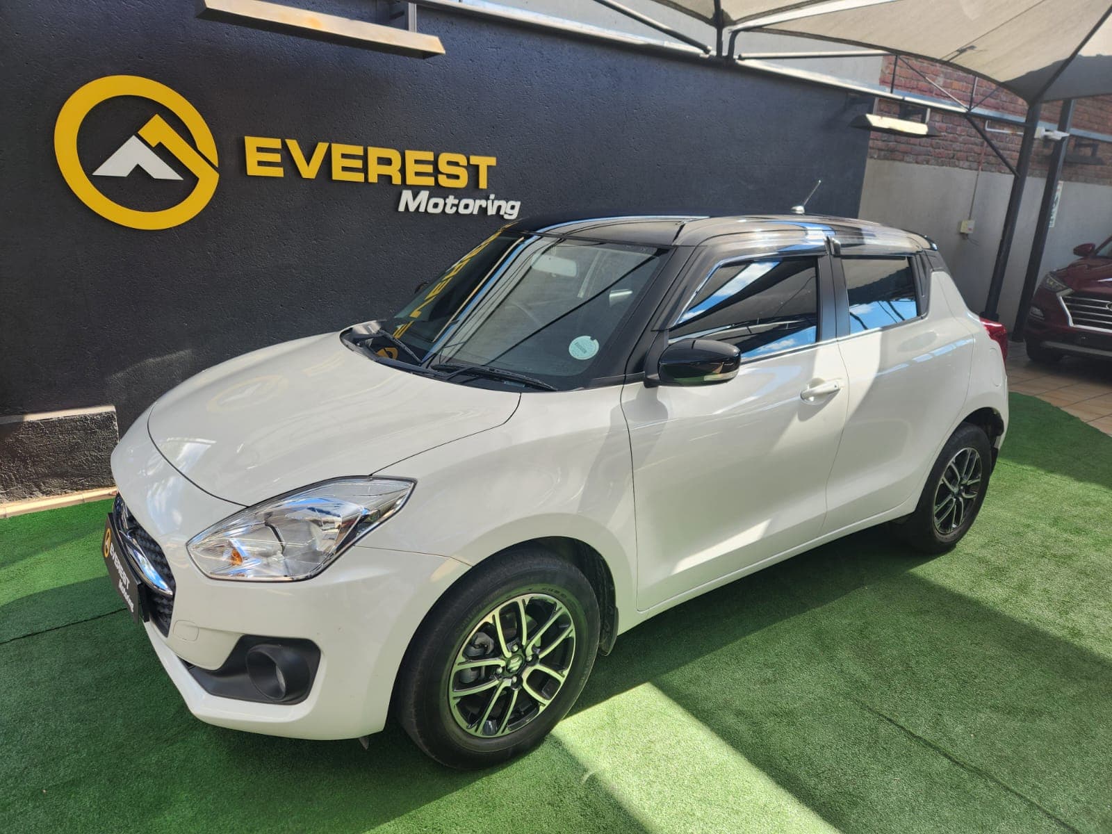 2023 Suzuki Swift 1.5 GLX 5Dr Manual for sale at Everest Motoring - main exterior view