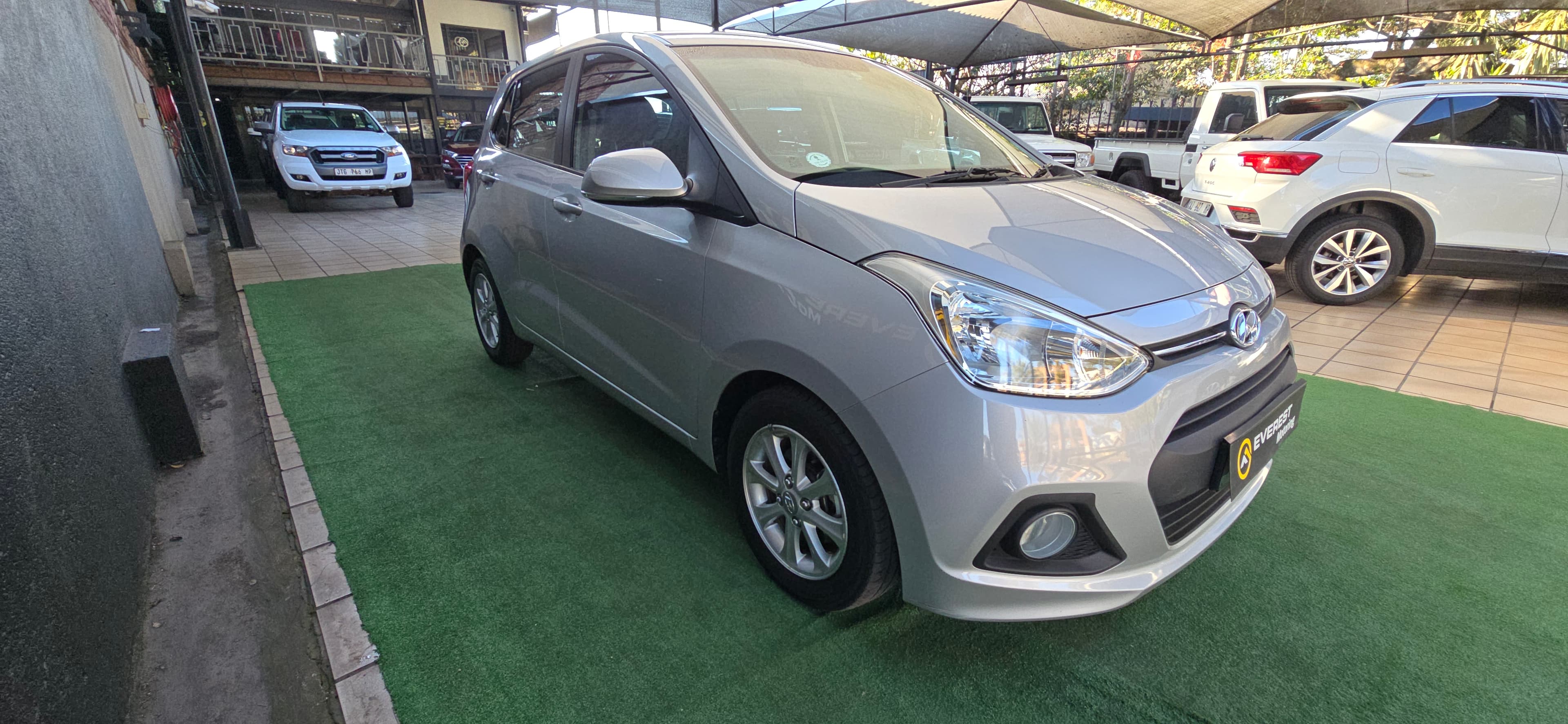 2017 Hyundai Grand i10 1.25 Fluid - view 4