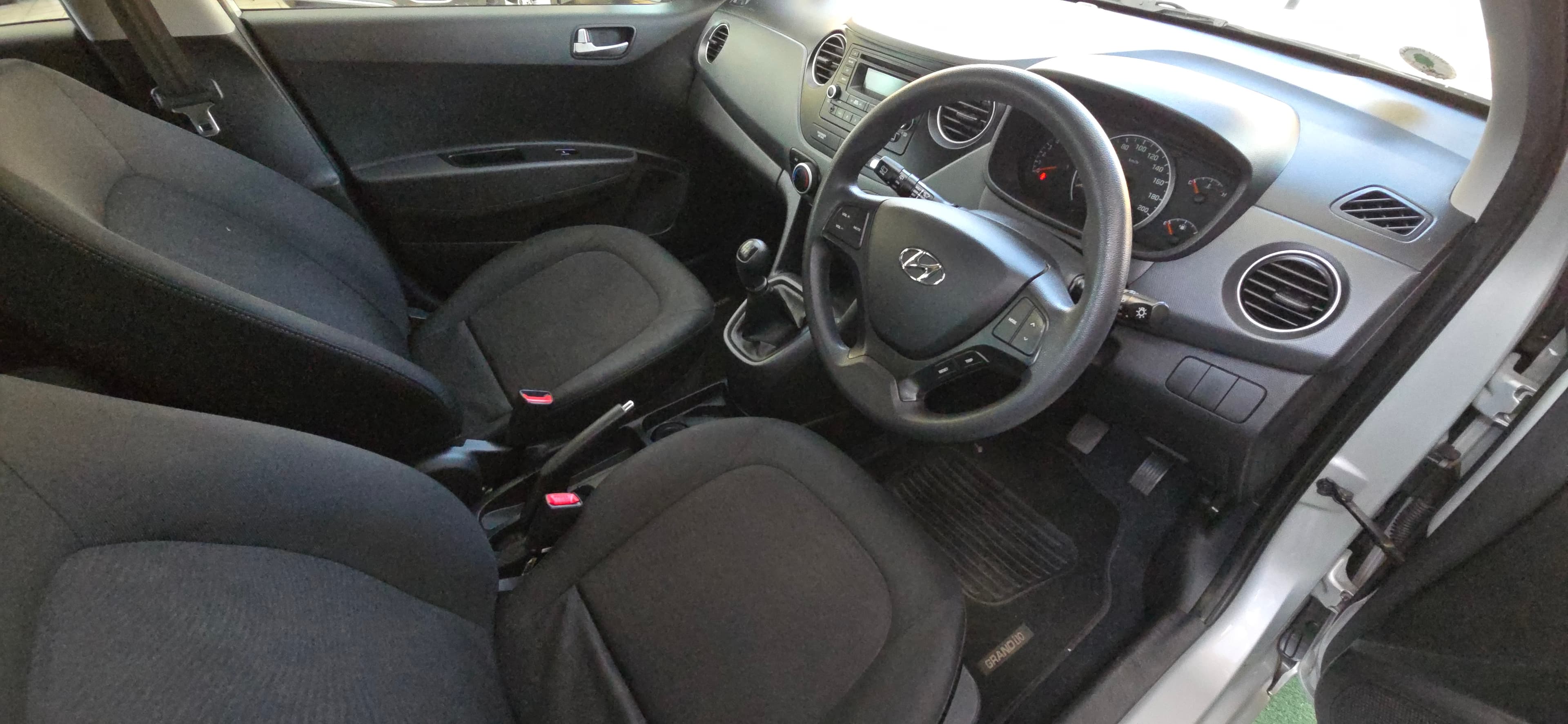 2017 Hyundai Grand i10 1.25 Fluid - view 8